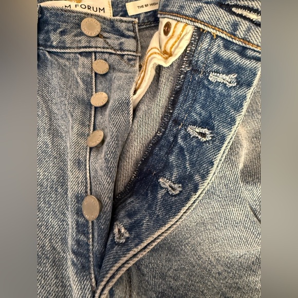 Denim Forum Aritzia the bf high rise loose 26L EUC - Picture 4 of 8